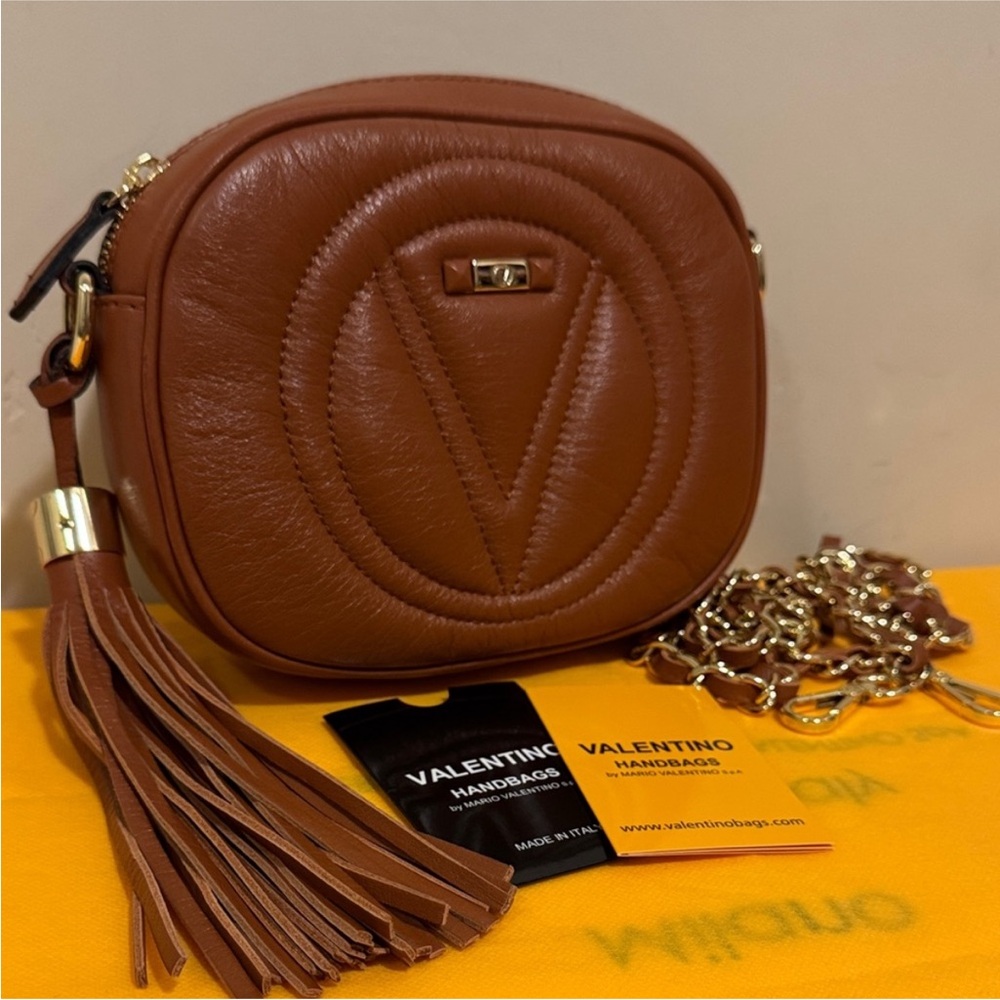 Valentino✨ Nina Brown Bag by Mario
Valentino